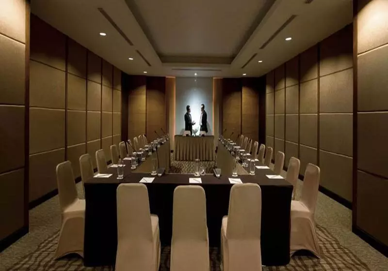 Fotos del hotel Santika Premiere Slipi Jakarta:  5