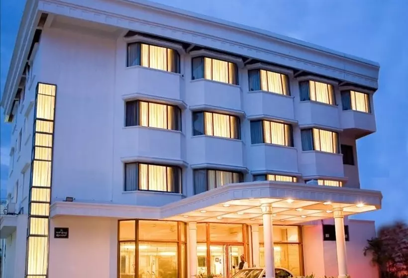 Fotos del hotel Zone By The Park Infantry Bengaluru:  8