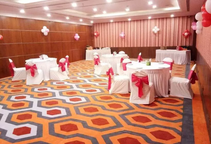 Fotos del hotel Zone By The Park Infantry Bengaluru:  6