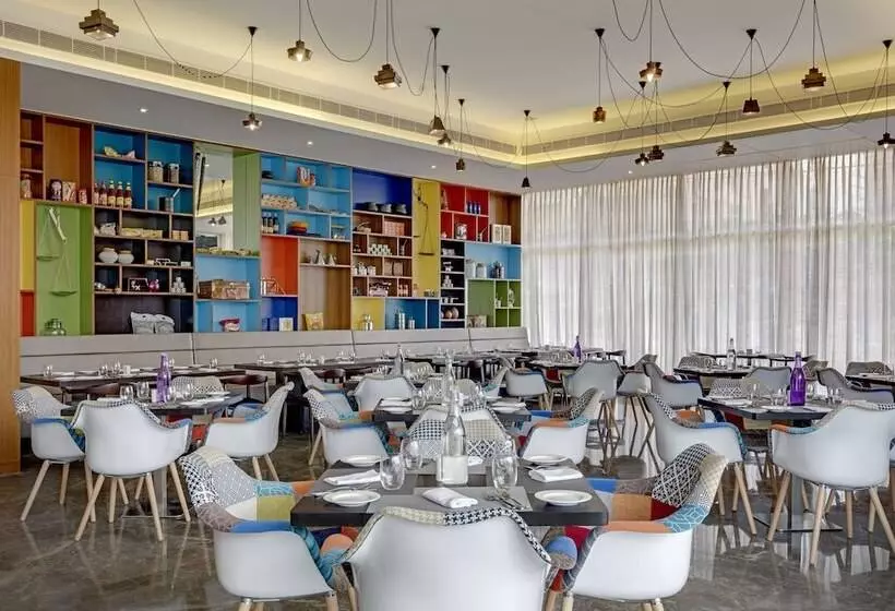 Fotos del hotel Zone By The Park Infantry Bengaluru:  15