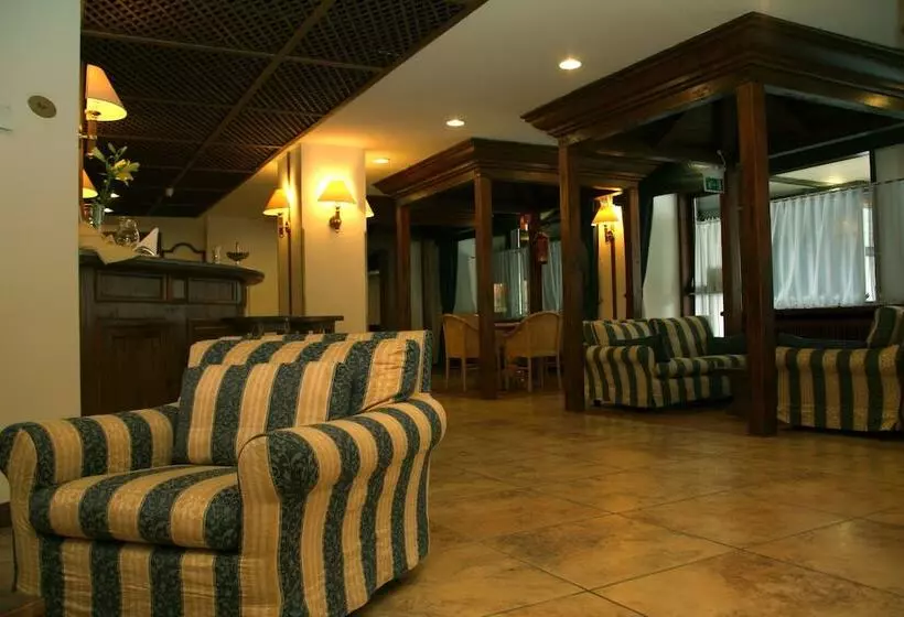 Fotos del hotel Alaska Cortina:  17