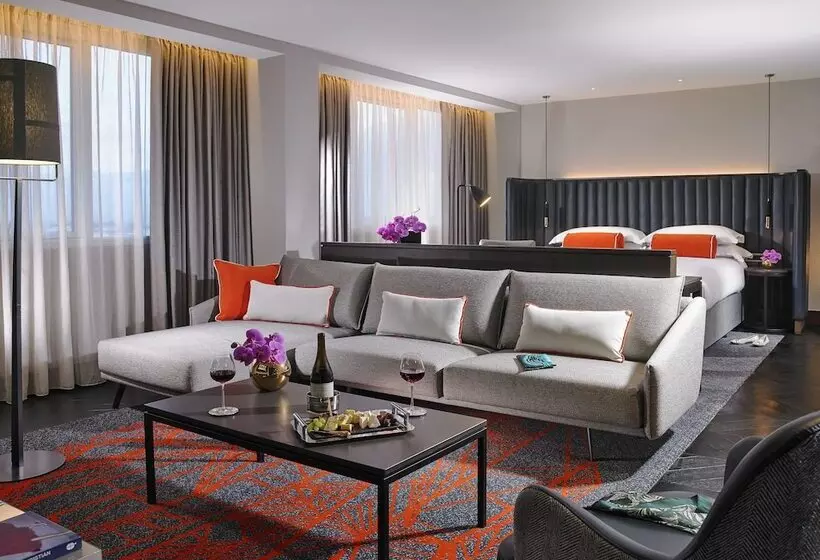 Fotos del hotel Red Cow Moran:  25