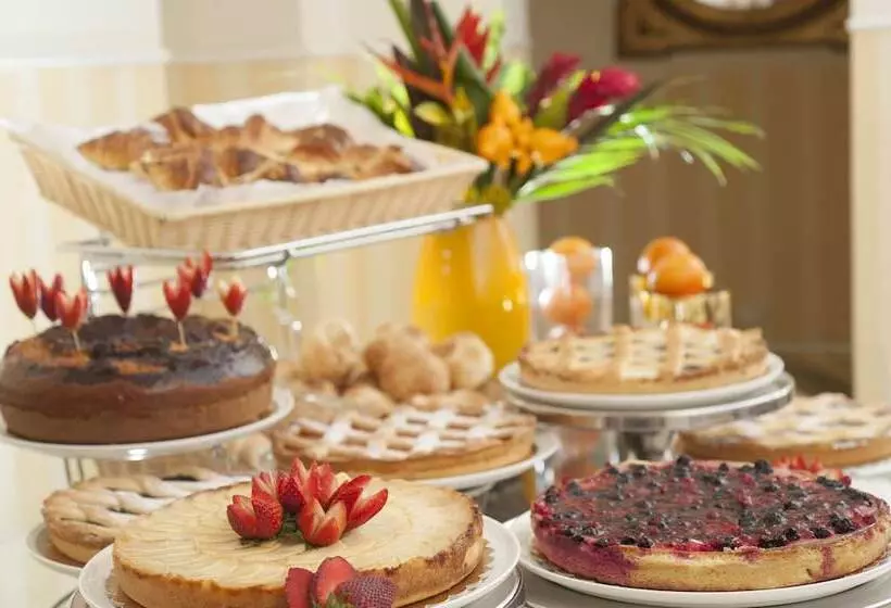 Fotos del hotel Des Artistes:  12