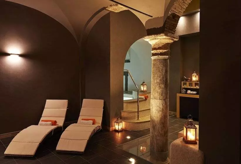 Fotos del hotel The Code:  18