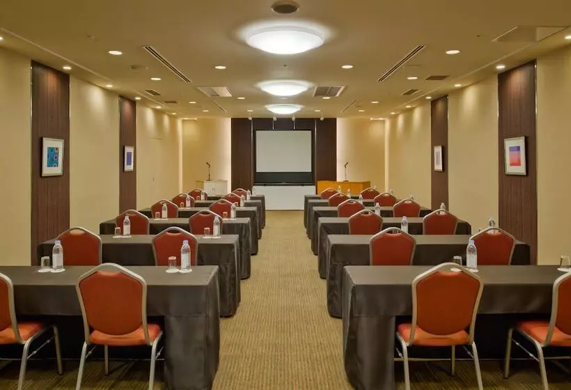 Fotos del hotel Kobe Sannomiya Tokyu Rei:  7