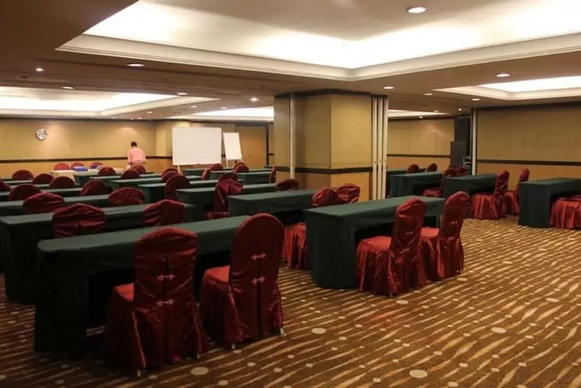 Fotos del hotel Promenade  Kota Kinabalu:  5