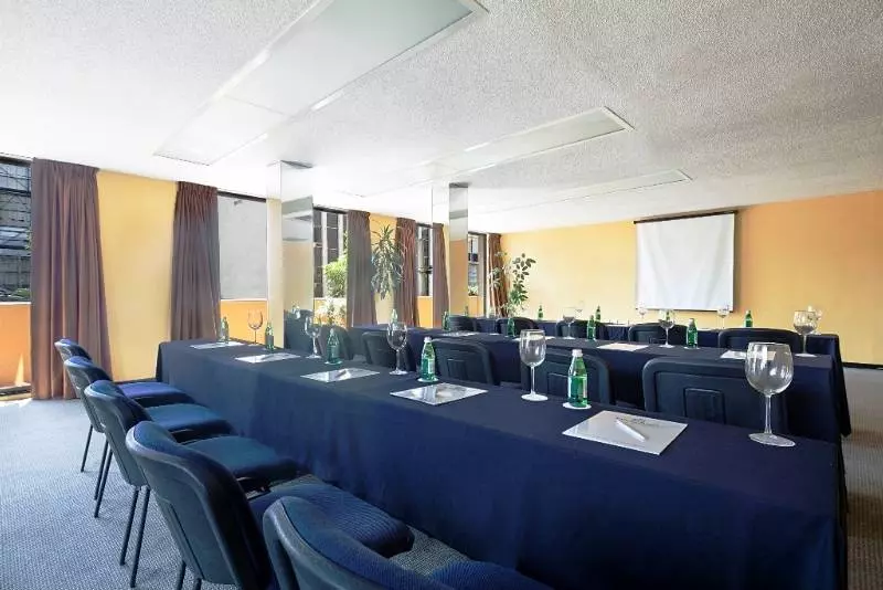 Fotos del hotel Exe Suites San Marino:  7