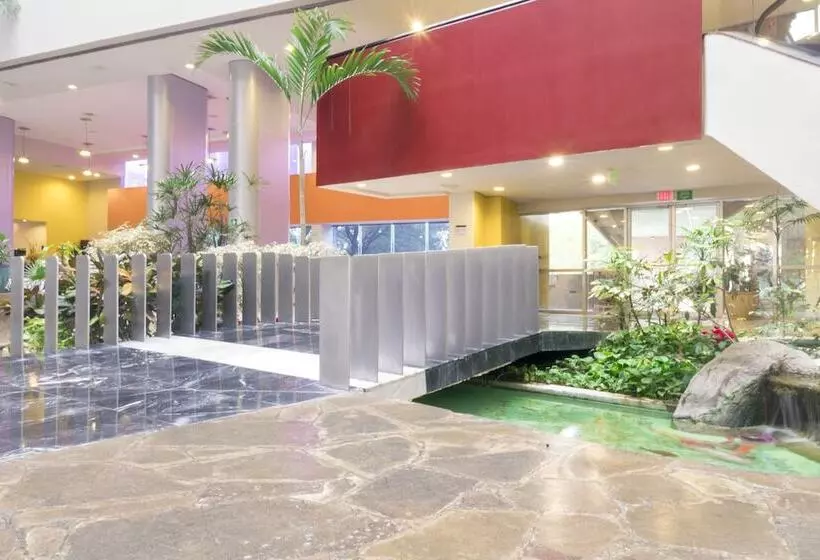 Fotos del hotel Holiday Inn Monterrey-parque Fundidora, An Ihg:  9