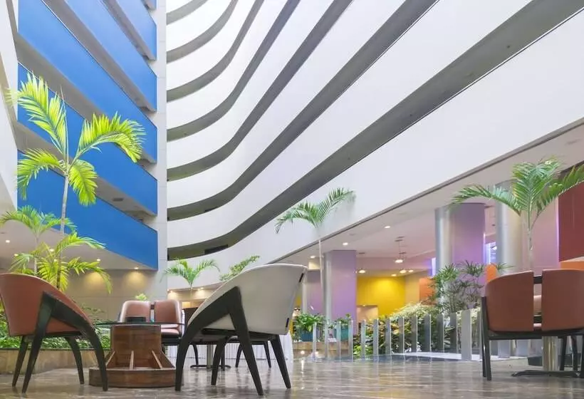 Fotos del hotel Holiday Inn Monterrey-parque Fundidora, An Ihg:  11