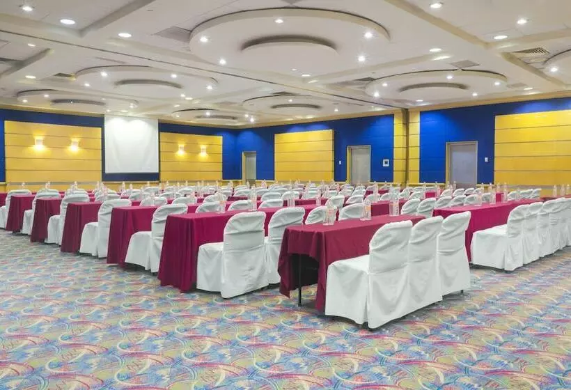 Fotos del hotel Holiday Inn Monterrey-parque Fundidora, An Ihg:  18