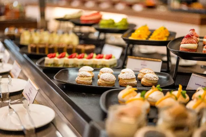 Fotos del hotel Crowne Plaza Hotel Riyadh Minhal, An Ihg:  5