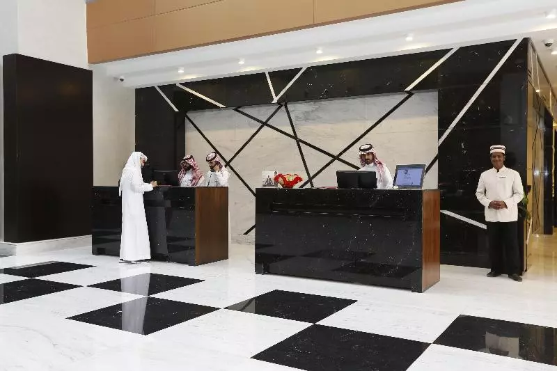 Fotos del hotel Crowne Plaza Hotel Riyadh Minhal, An Ihg:  3