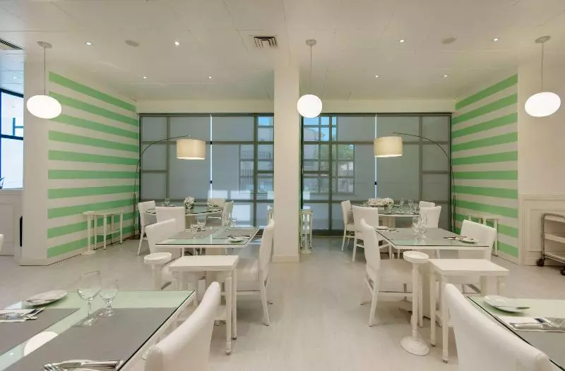 Fotos del hotel Tryp By Wyndham Montijo Parque:  23