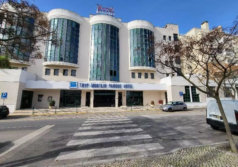 Fotos del hotel Tryp By Wyndham Montijo Parque:  18