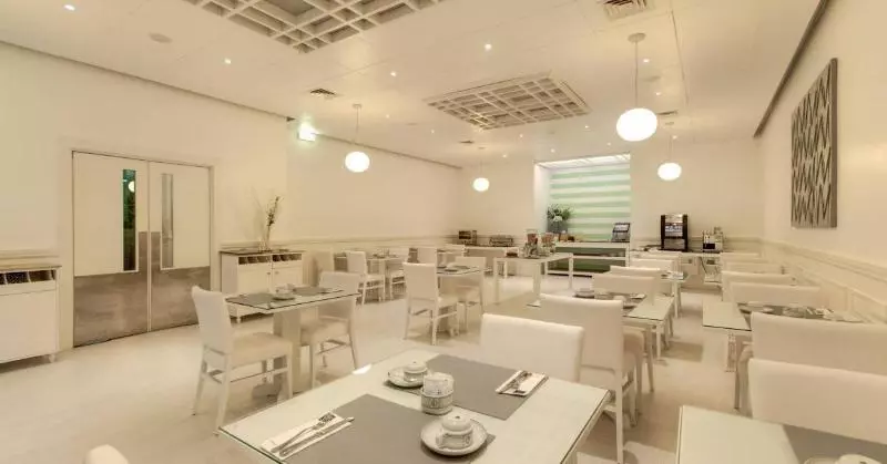 Fotos del hotel Tryp By Wyndham Montijo Parque:  16