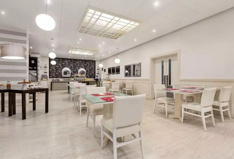 Fotos del hotel Tryp By Wyndham Montijo Parque:  24