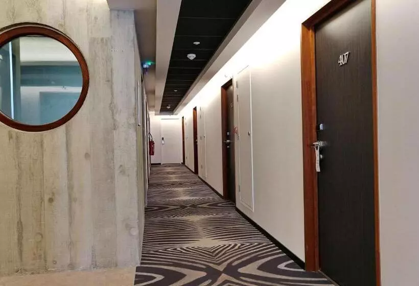 Fotos del hotel Ibis Styles Ajaccio Napoleon:  5