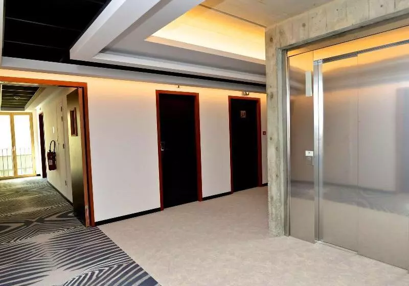 Fotos del hotel Ibis Styles Ajaccio Napoleon:  6