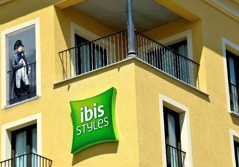 Fotos del hotel Ibis Styles Ajaccio Napoleon:  25
