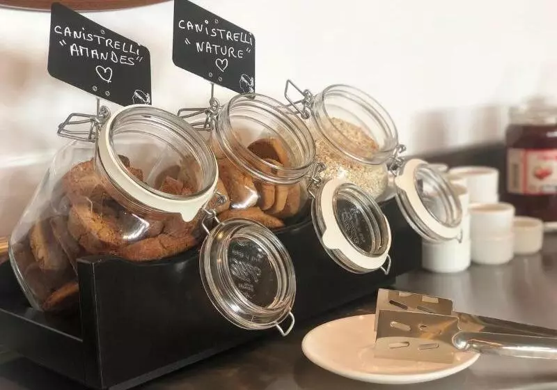 Fotos del hotel Ibis Styles Ajaccio Napoleon:  19