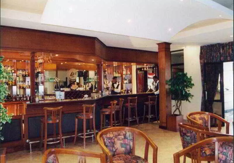 Fotos del hotel Goldi Sands:  4