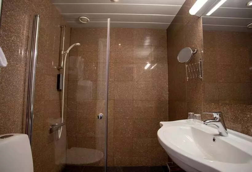 Fotos del hotel Crystal Plaza:  17