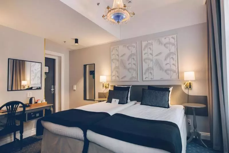 Fotos del hotel Crystal Plaza:  18