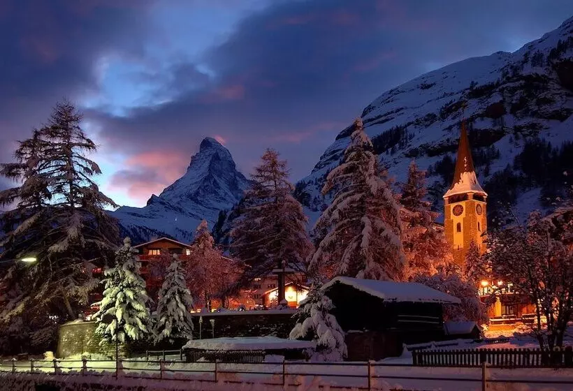 Fotos del hotel Swiss Alpine Hotel Allalin:  21