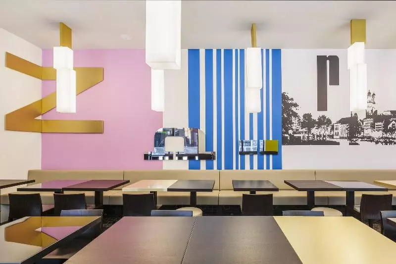 Fotos del hotel Züri By Fassbind:  7