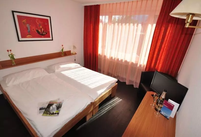 Fotos del hotel Merkur - West Station Lodge:  20