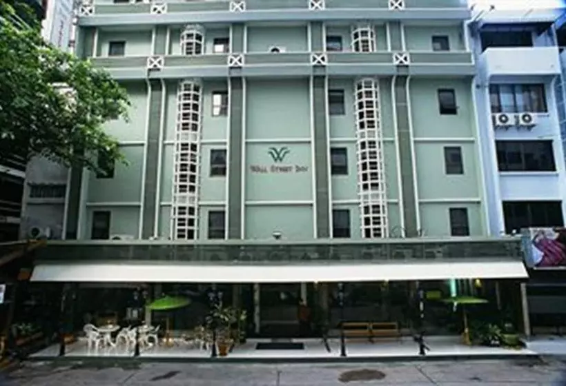 Wall Street Inn, Bangkok