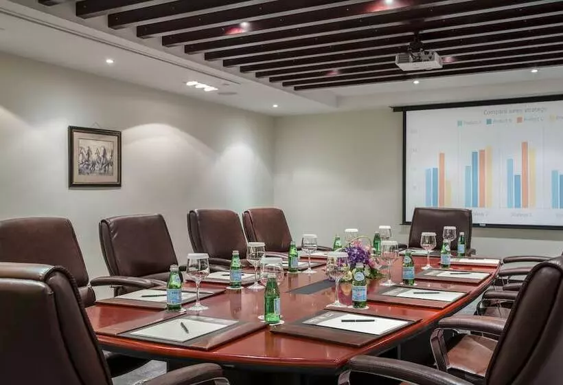 Fotos del hotel Millennium Central Al Mafraq:  7