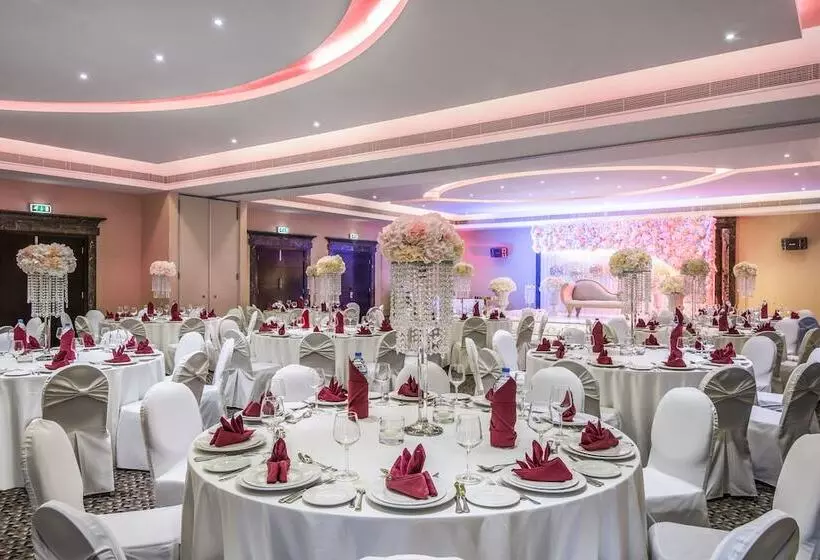 Fotos del hotel Millennium Central Al Mafraq:  4