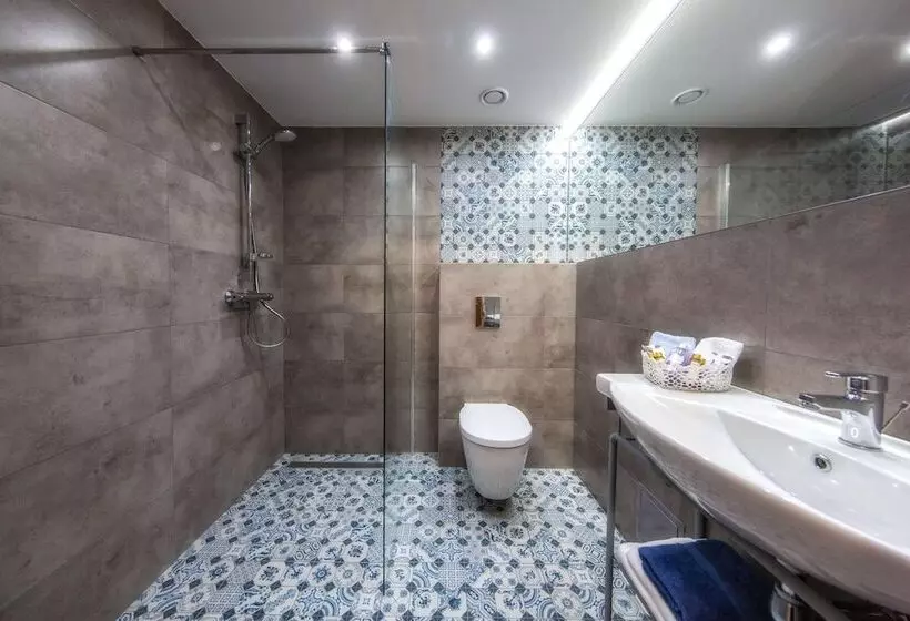 Fotos del hotel Paryski Art & Business:  6
