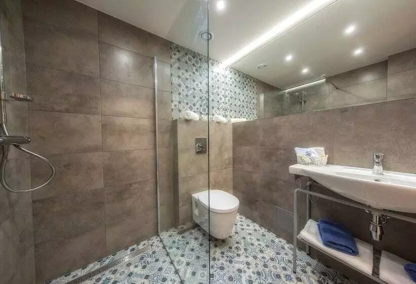 Fotos del hotel Paryski Art & Business:  16