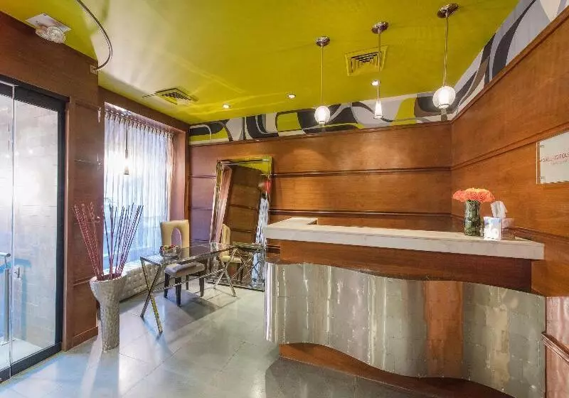 Fotos del hotel Moderne:  2