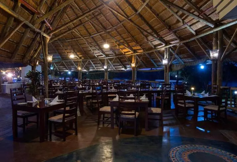 Fotos del hotel A Zambezi River Lodge:  20