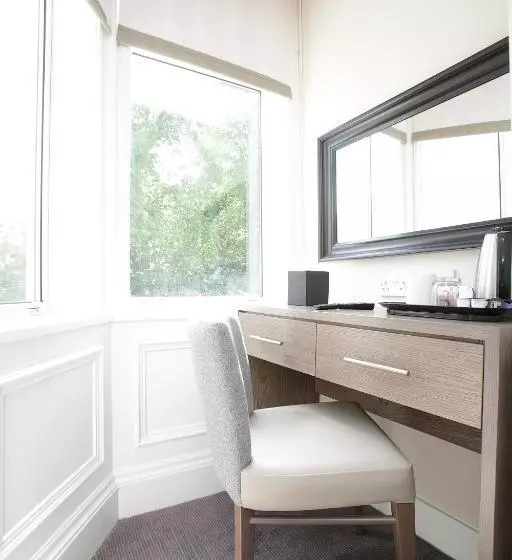 Fotos del hotel Ambassador Hotel:  24