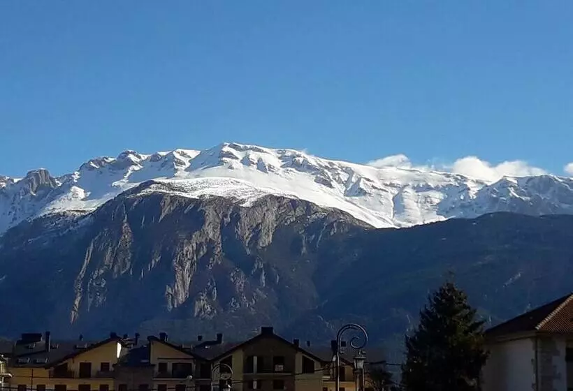 Fotos del hotel Hotel Cotiella:  10