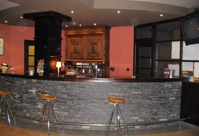 Fotos del hotel Hotel Cotiella:  6