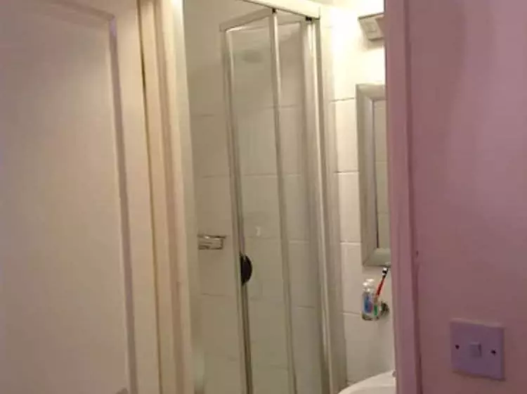 Fotos del hotel Acorn Guest House B&b:  5