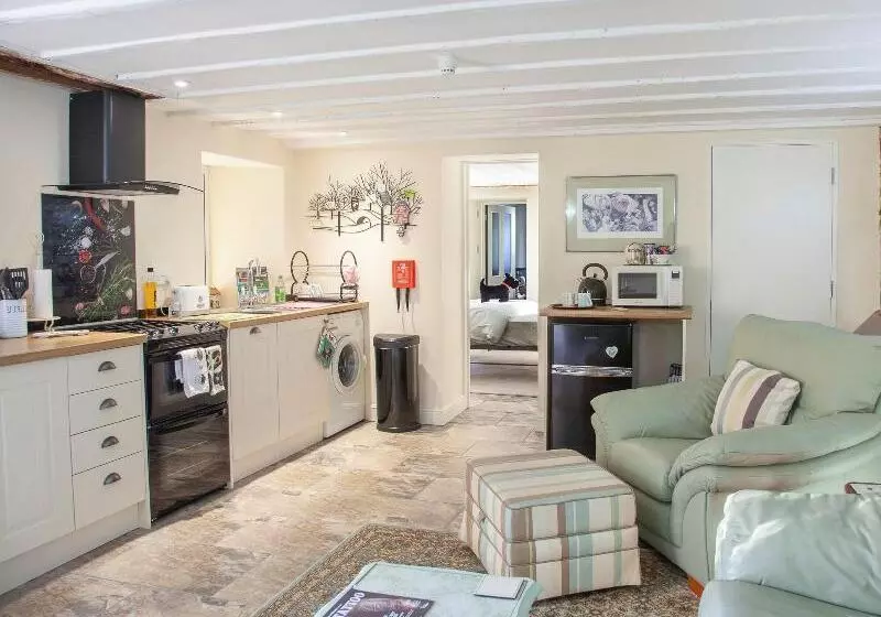 Fotos del hotel Court Prior Boutique B&b And Apartment:  20