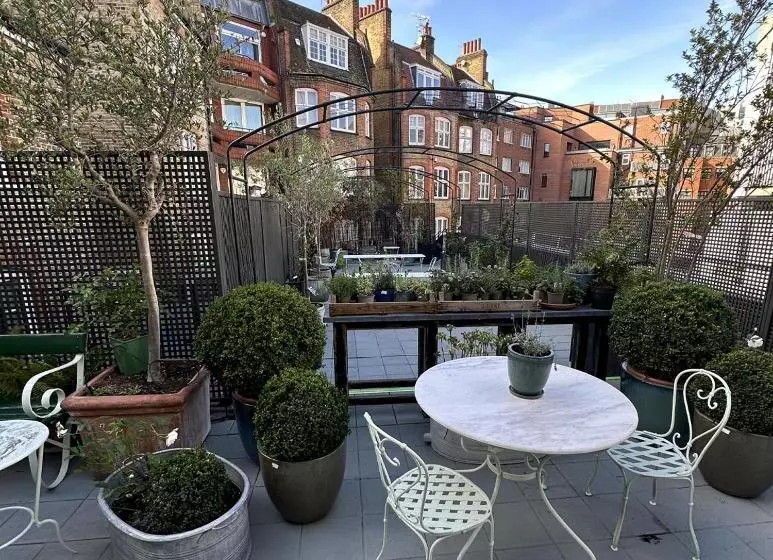 Fotos del hotel Knightsbridge Roof Garden Rooms:  5