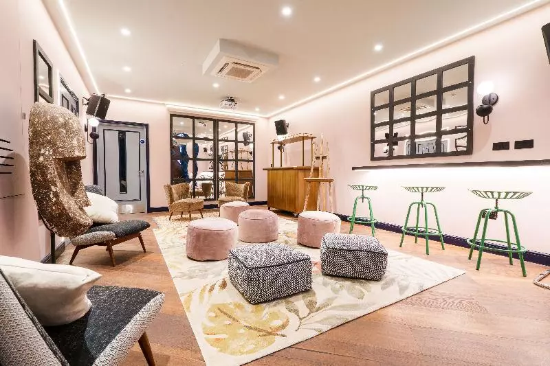 Fotos del hotel Selina Camden:  31