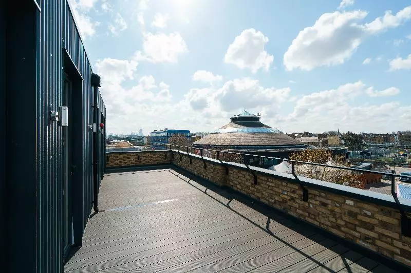 Fotos del hotel Selina Camden:  24