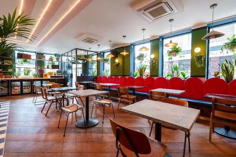 Fotos del hotel Selina Camden:  21