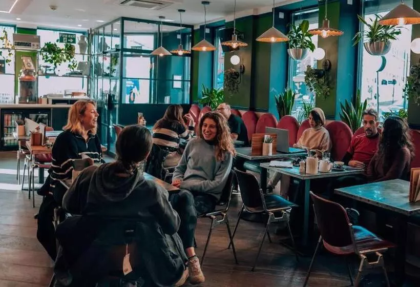 Fotos del hotel Selina Camden:  45