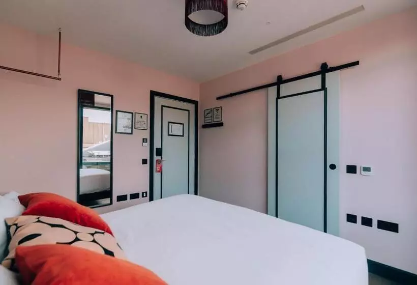 Fotos del hotel Selina Camden:  6