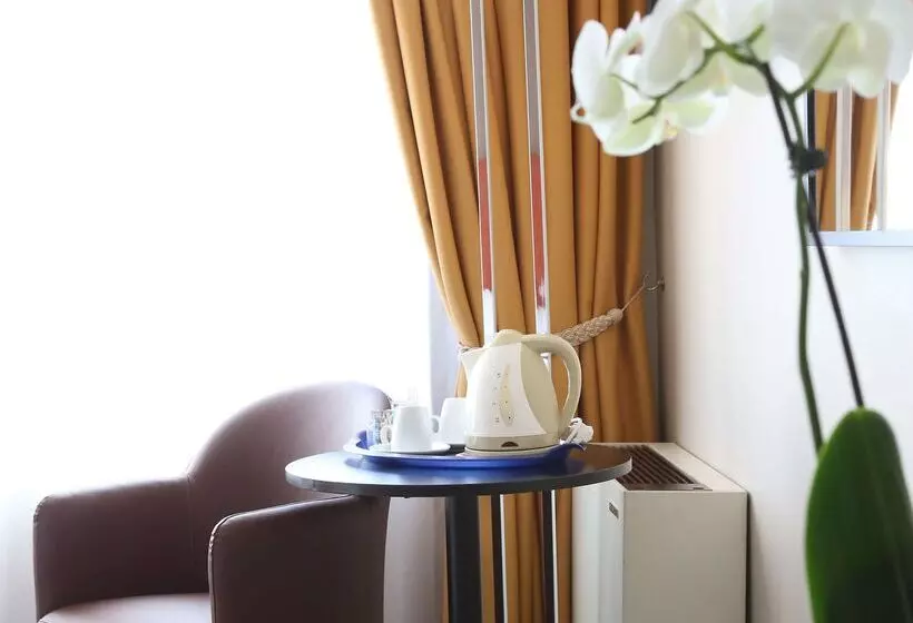 Fotos del hotel Blaise & Francis:  25