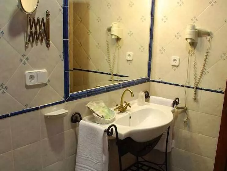 Fotos del hotel Alvar Fañez:  18